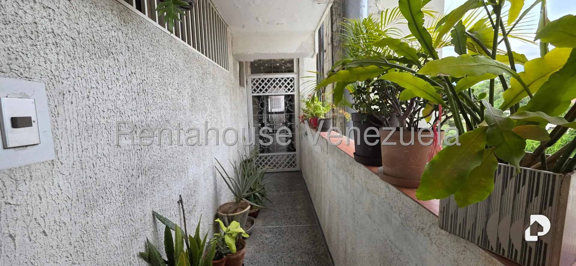 Apartamento en Colinas de Los Chaguaramos, Caracas – 14