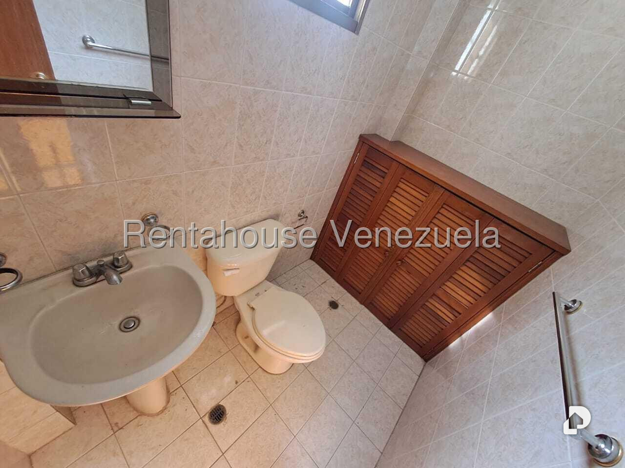 Casa en La Boyera, Caracas – 25
