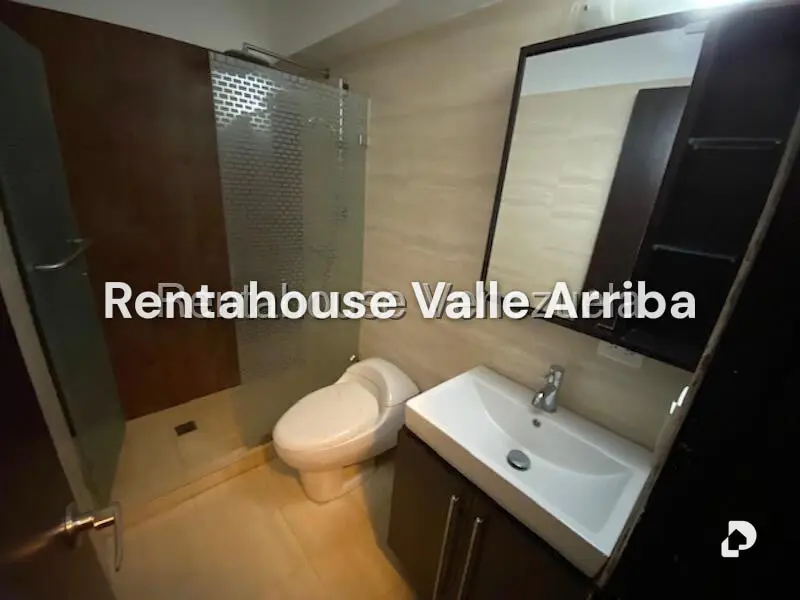 Apartamento en Los Naranjos de las Mercedes, Caracas – 20