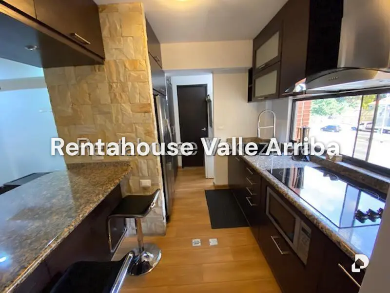 Apartamento en Los Naranjos de las Mercedes, Caracas – 4