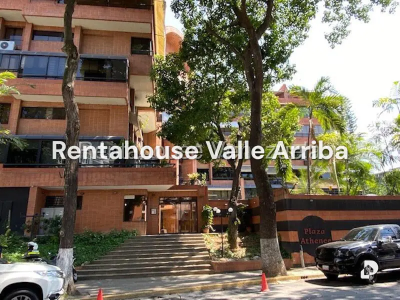 Apartamento en Los Naranjos de las Mercedes, Caracas – 1