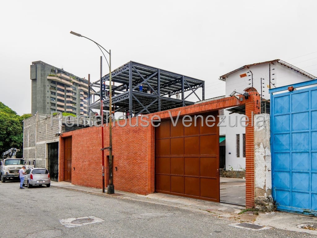 Oficina en La Florida, Caracas - 1