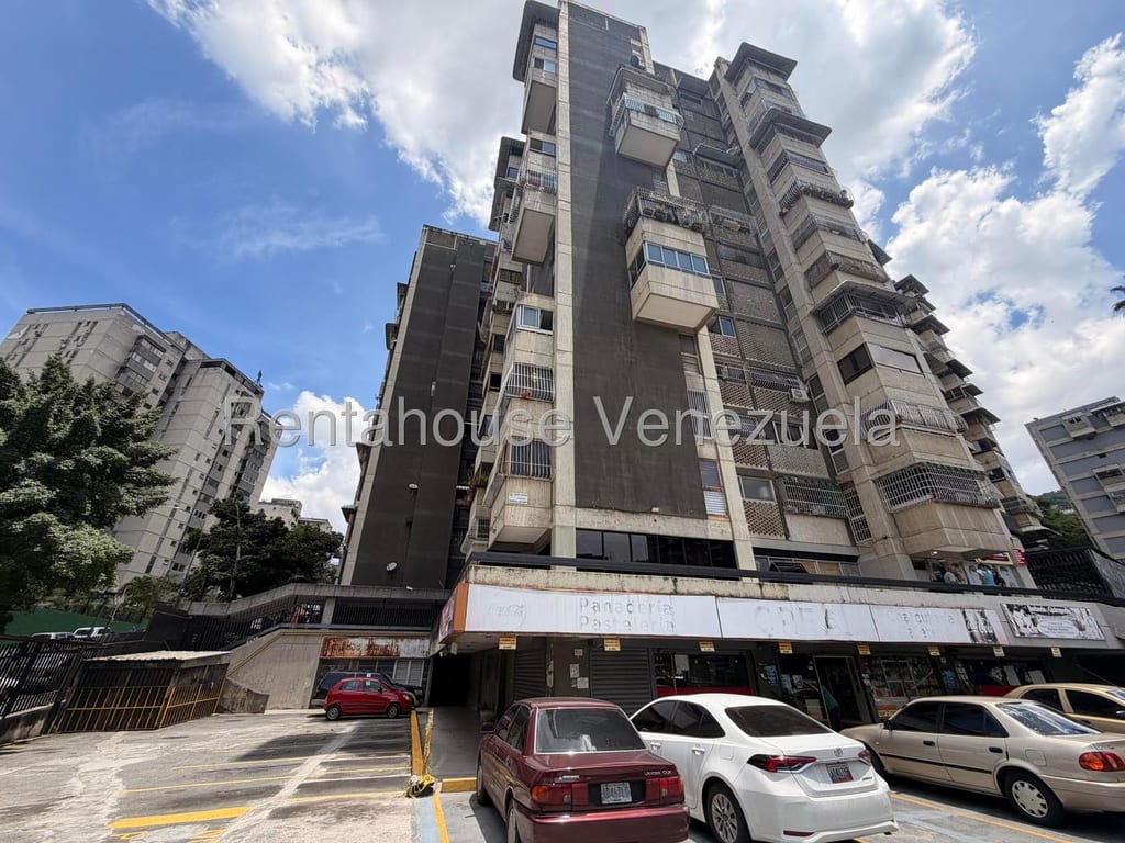 Local comercial en Sarría, Caracas - 1