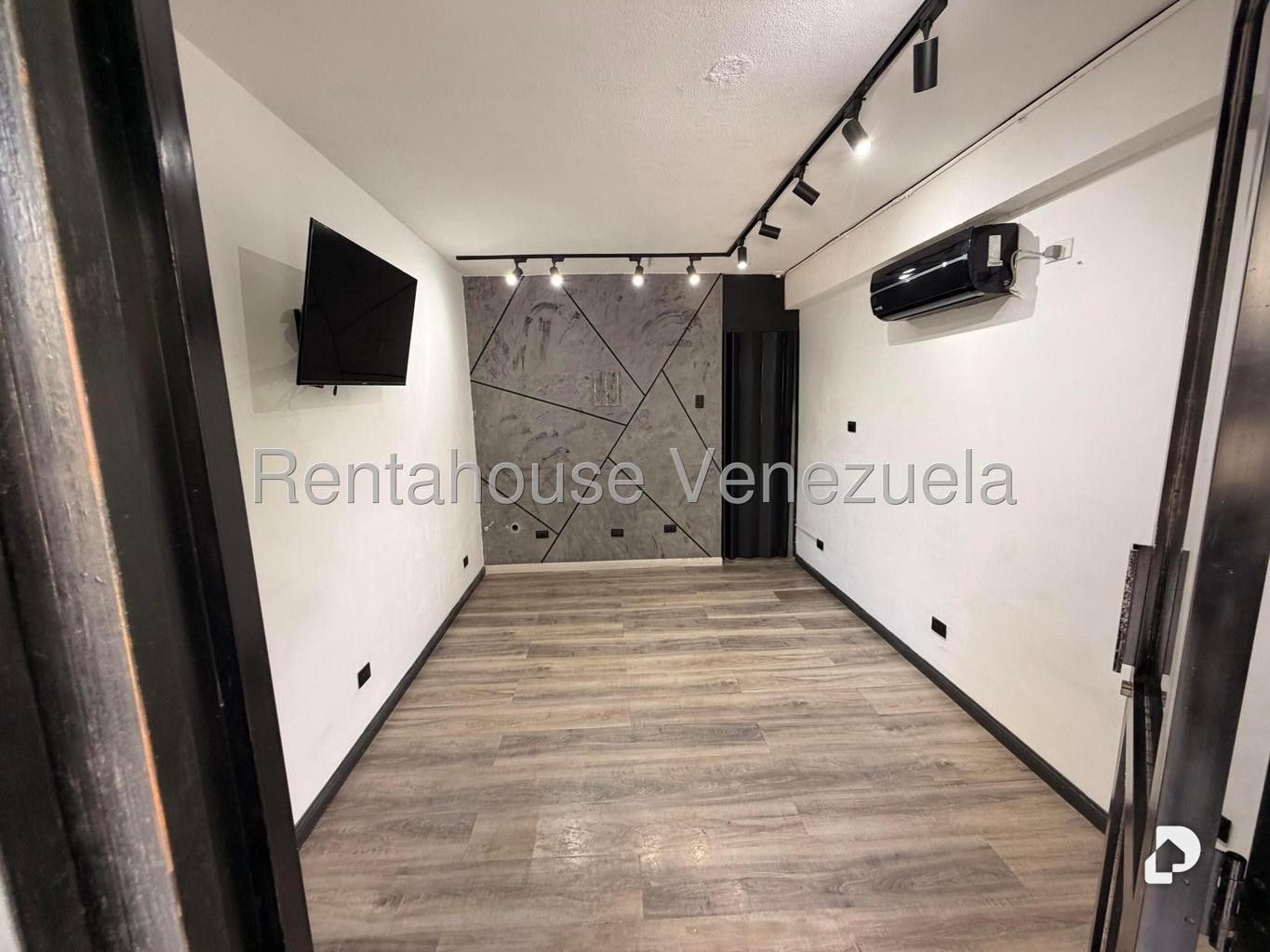 Local comercial en Sarría, Caracas – 7