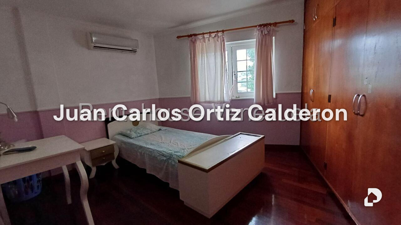 Casa en Prados del Este, Caracas – 30