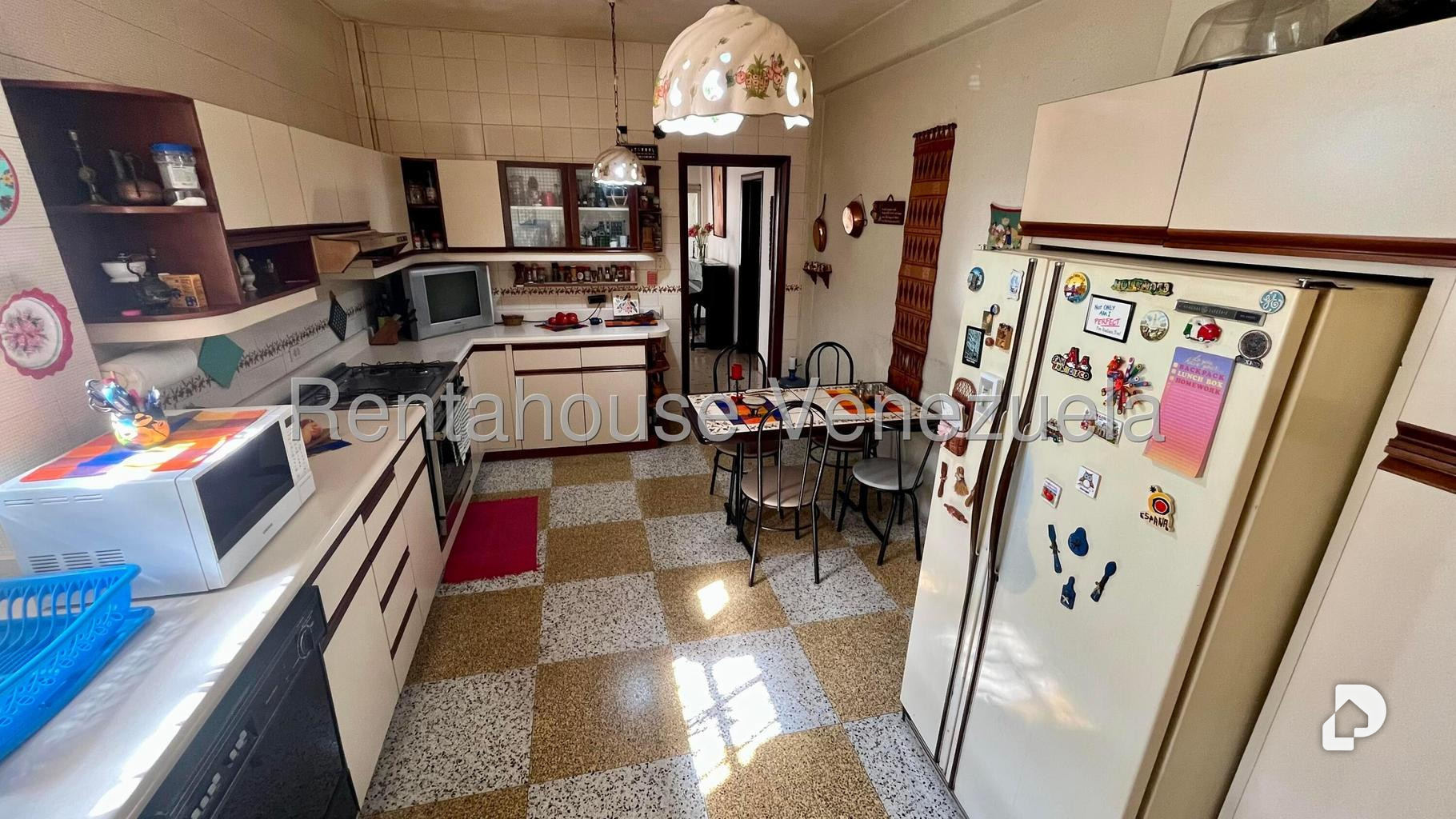 Casa en Alta Florida, Caracas – 16