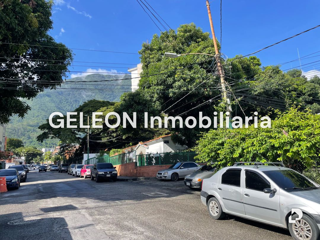 House in Los Palos Grandes, Caracas – 2