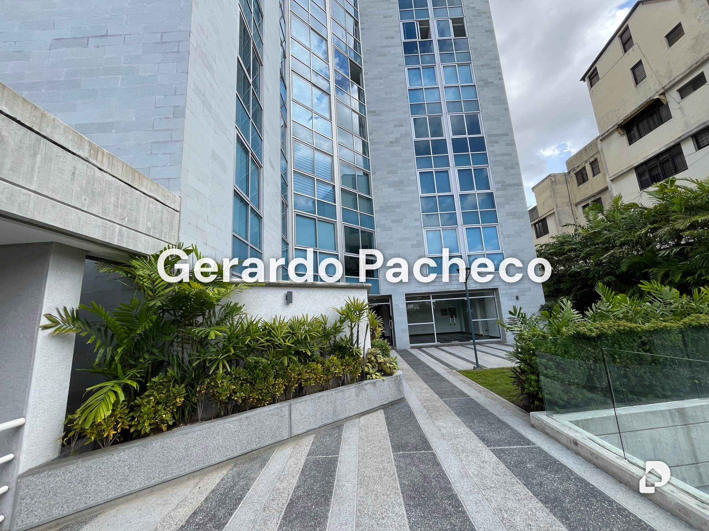 Penthouse en Los Naranjos de las Mercedes, Caracas – 1