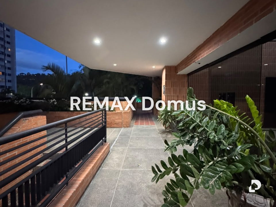 Apartamento en La Bonita, Caracas – 13