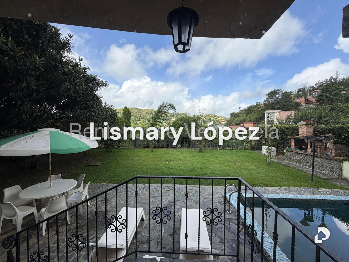 House in Villa Nueva Hatillo, Caracas – 23