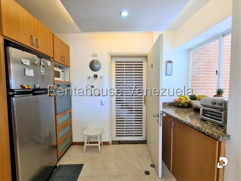 Apartamento en Urbanización Villa Nueva del Hatillo, Caracas