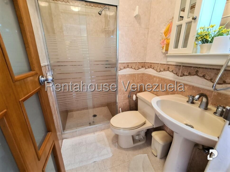 Apartamento en Urbanización Villa Nueva del Hatillo, Caracas