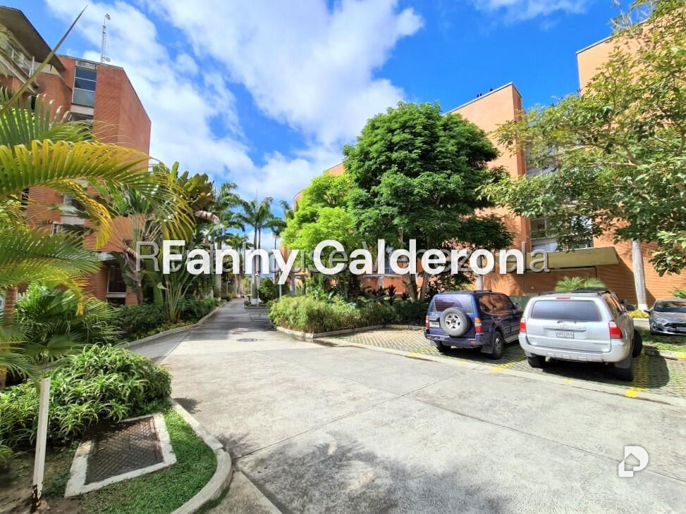 Apartamento en Urbanización Villa Nueva del Hatillo, Caracas – 30