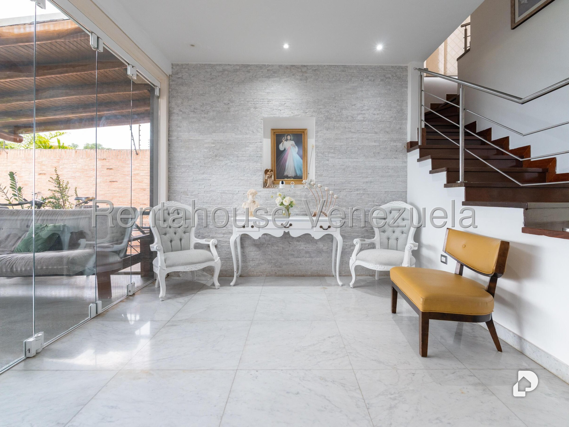 Casa en Alto Hatillo, Caracas – 24