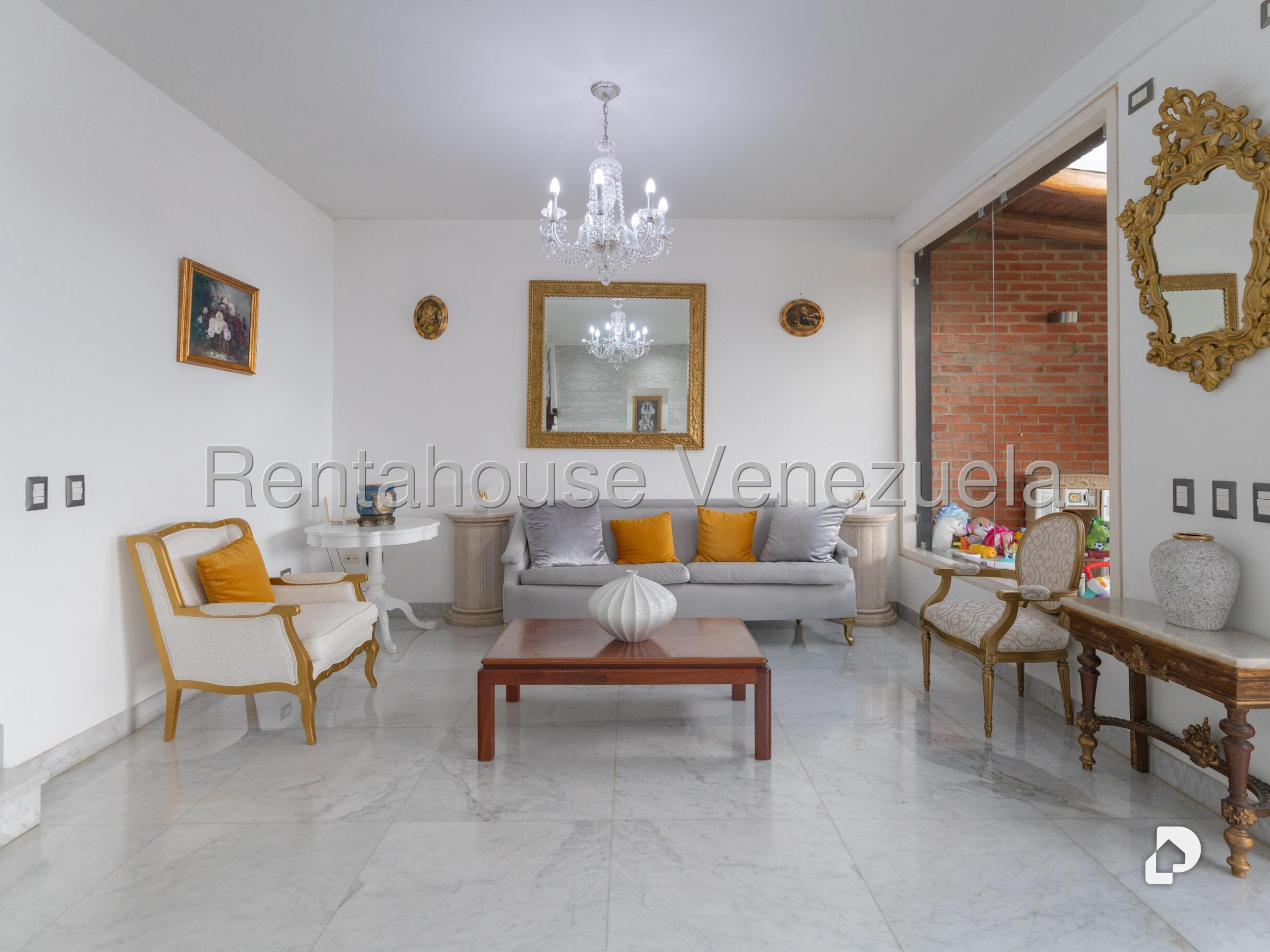 Casa en Alto Hatillo, Caracas – 23