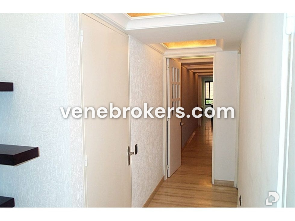 Apartment in Campo Alegre, Caracas – 31