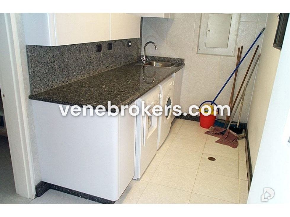 Apartment in Campo Alegre, Caracas – 3