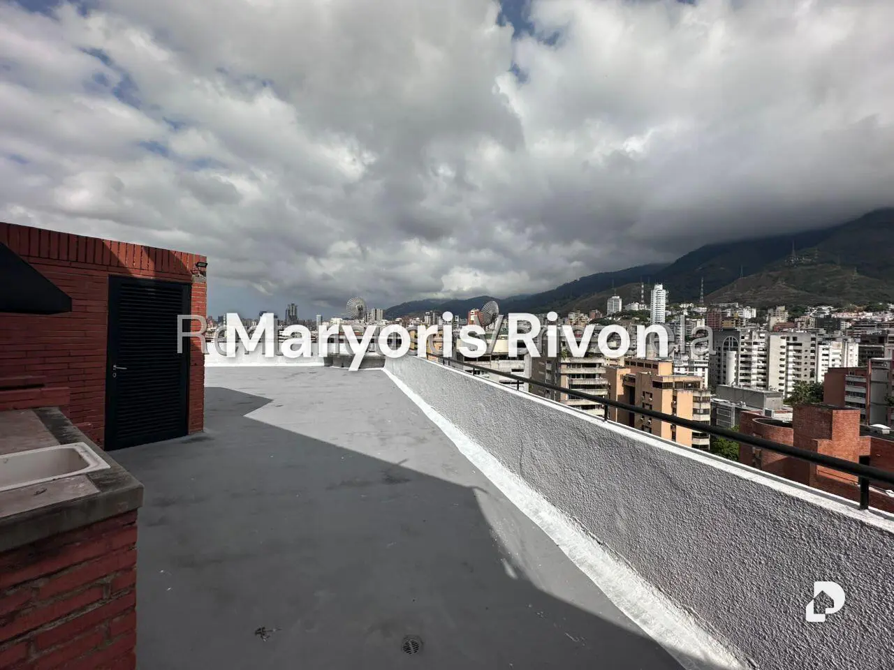 Apartamento en La Florida, Caracas – 28