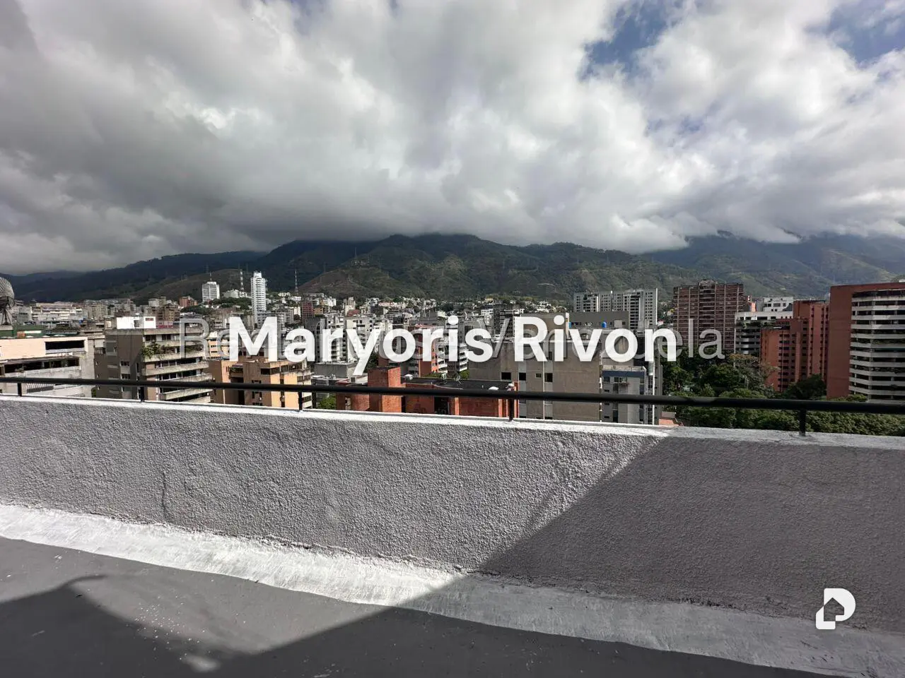Apartamento en La Florida, Caracas – 27