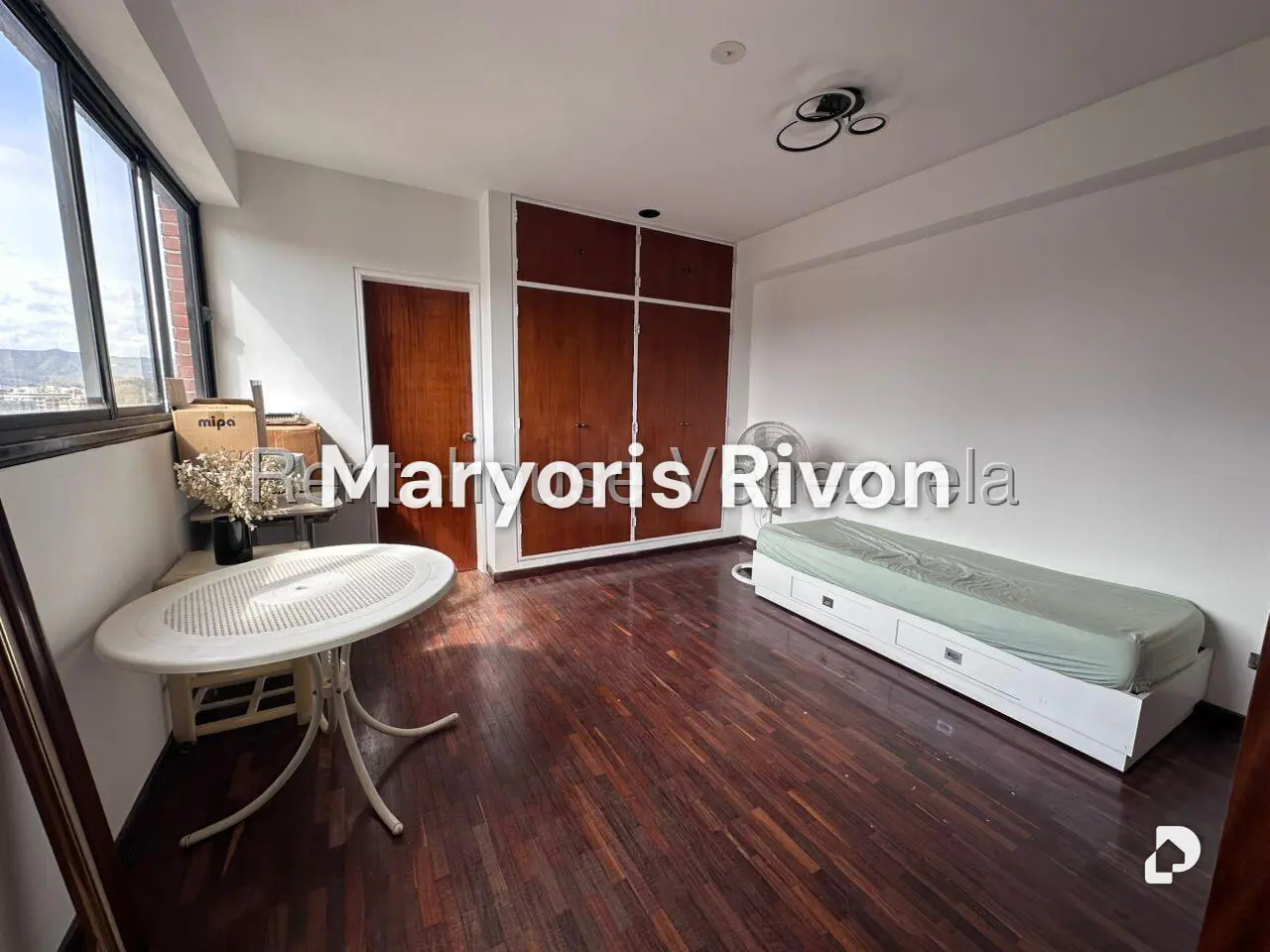 Apartamento en La Florida, Caracas – 23