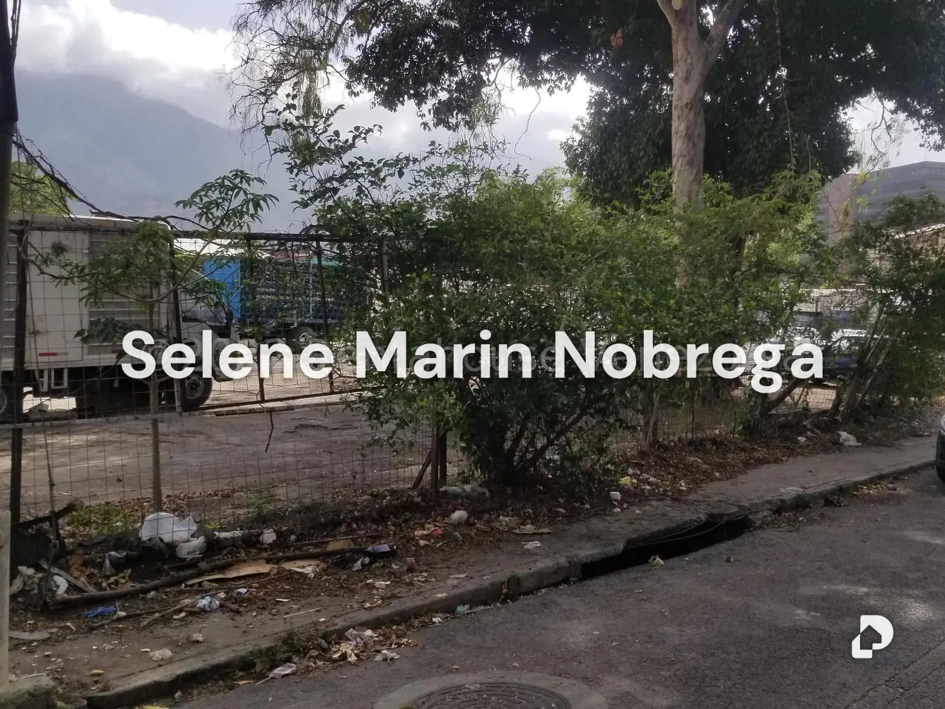 Terreno en Los Cortijos de Lourdes, Caracas – 6