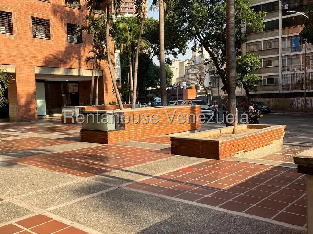 Apartment in El Recreo, Caracas - 1