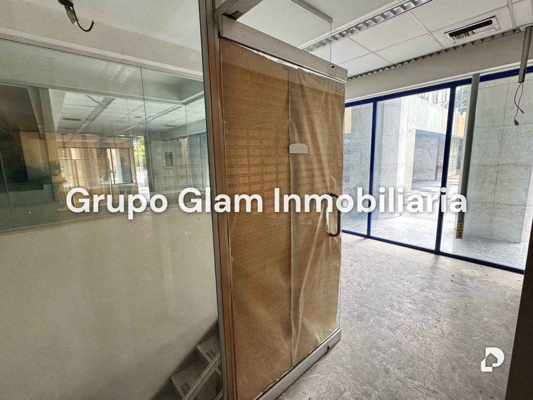 Local comercial en Los Palos Grandes, Caracas – 7