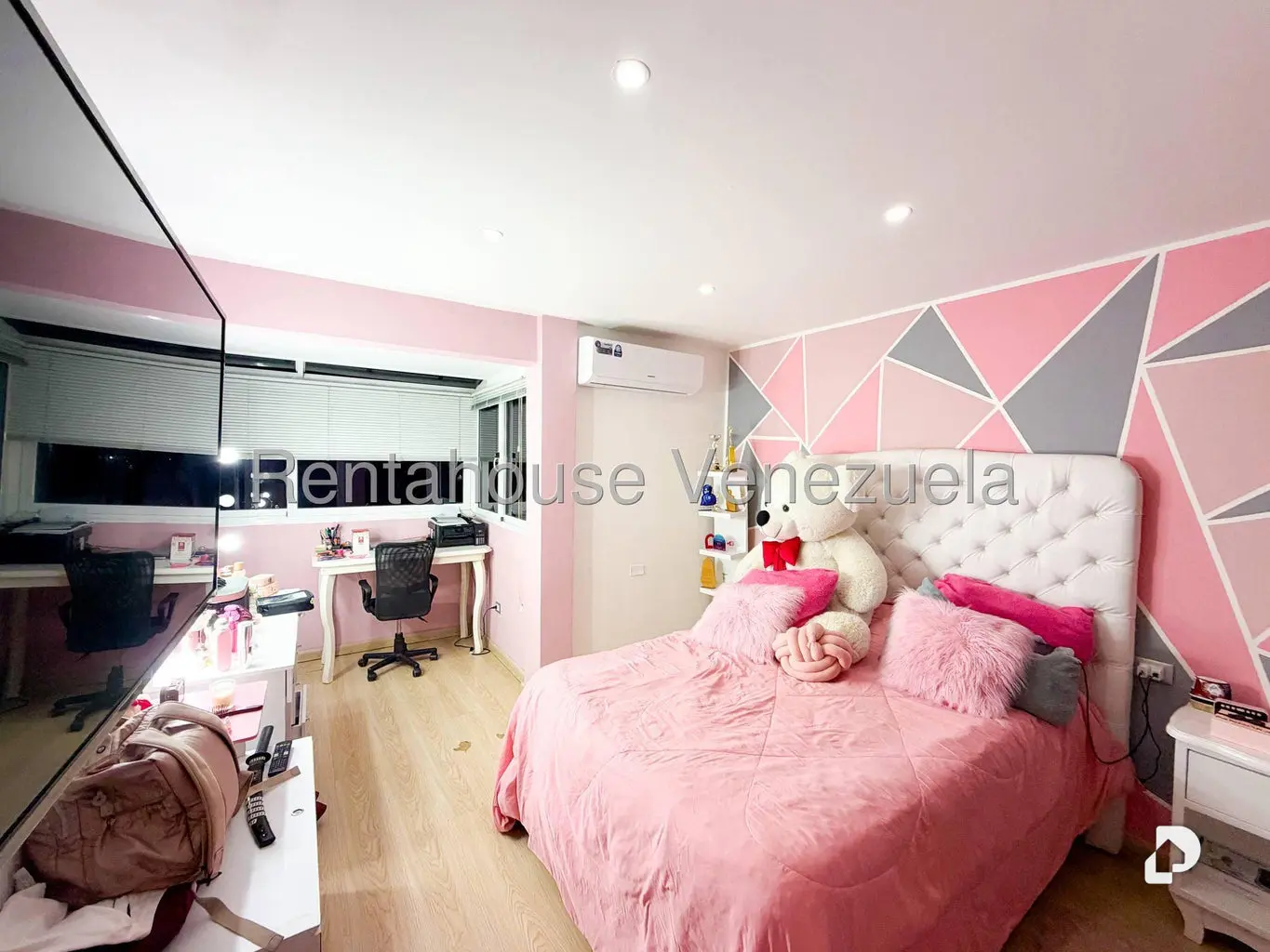 Casa en Santa Inés, Caracas – 29
