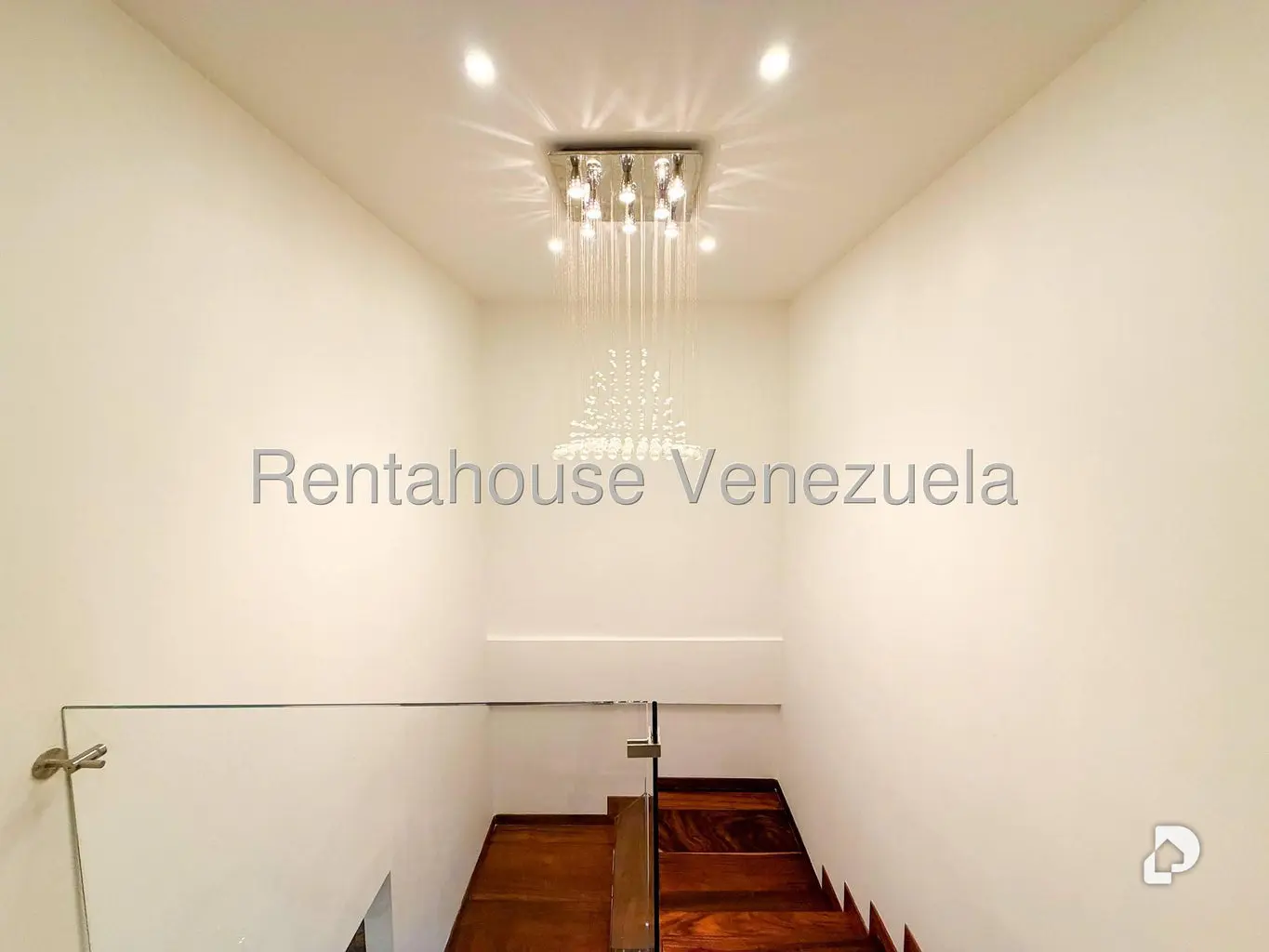 Casa en Santa Inés, Caracas – 20