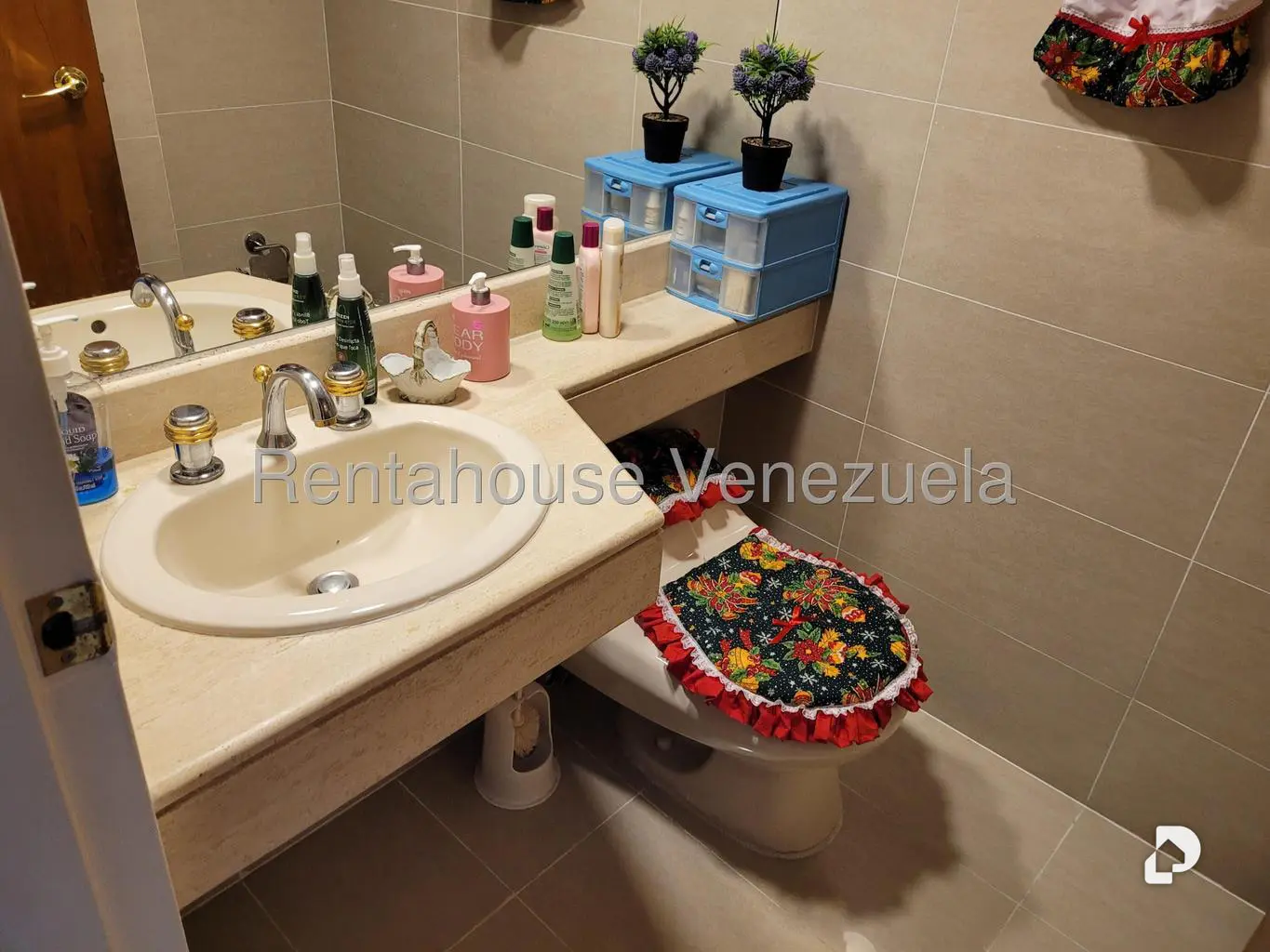 Apartamento en Los Chorros, Caracas – 23
