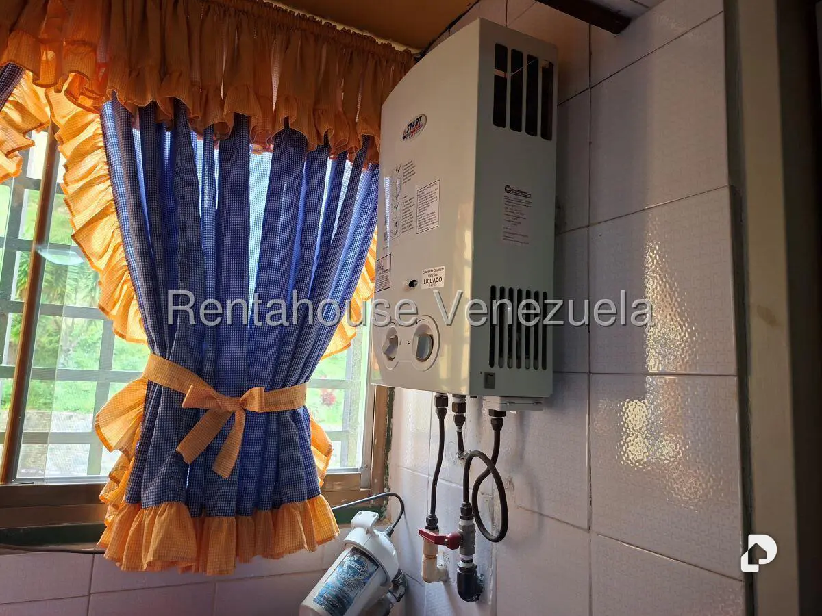 Townhouse en La Boyera, Caracas – 35