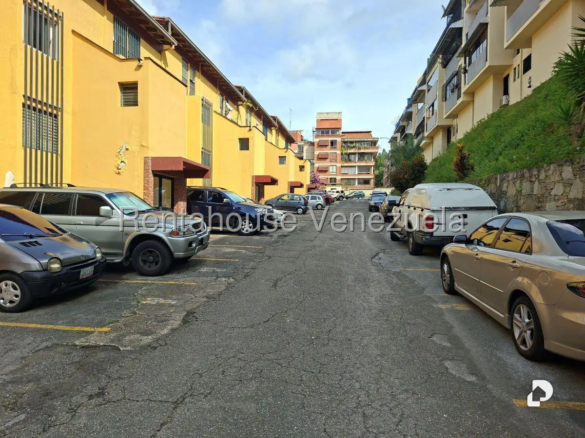 Townhouse en La Boyera, Caracas – 36