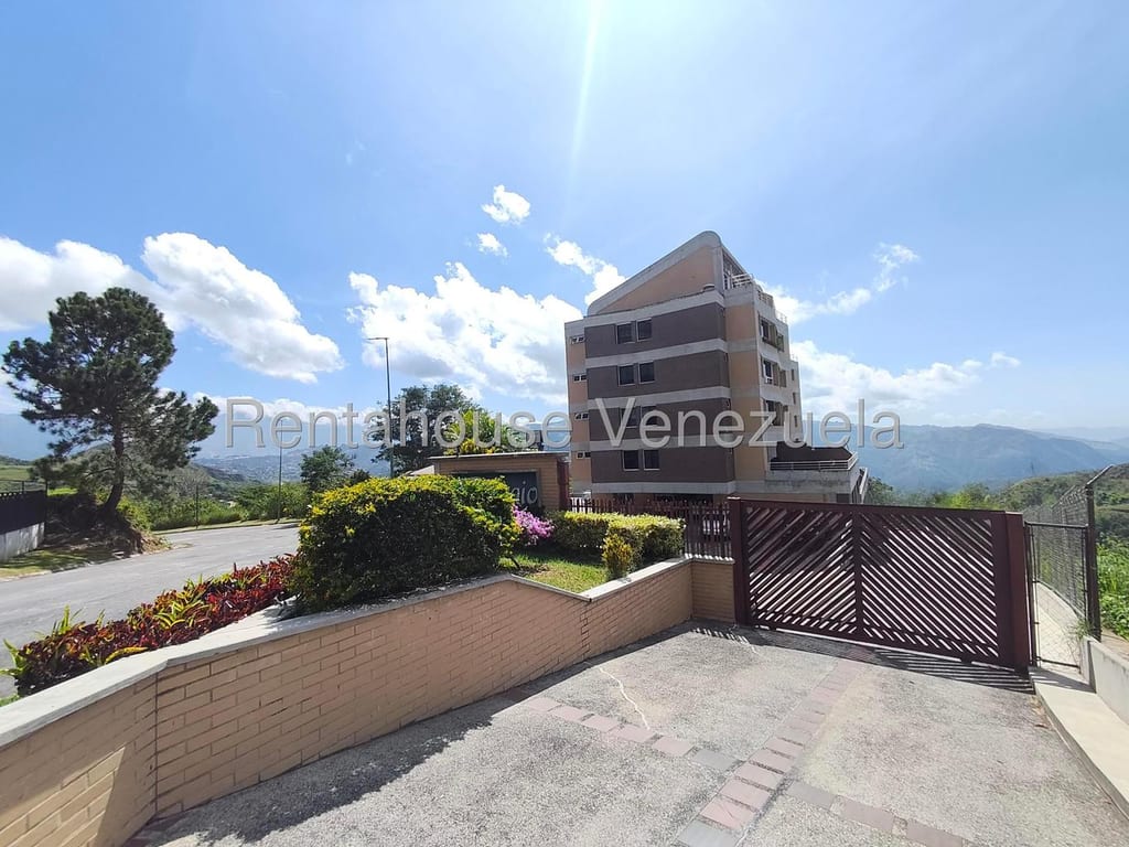 Apartamento en La Lagunita Country Club, Caracas - 1