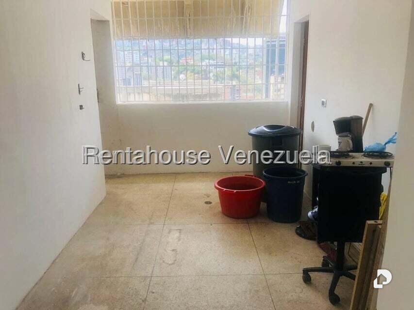 Oficina en Sabana Grande, Caracas – 69