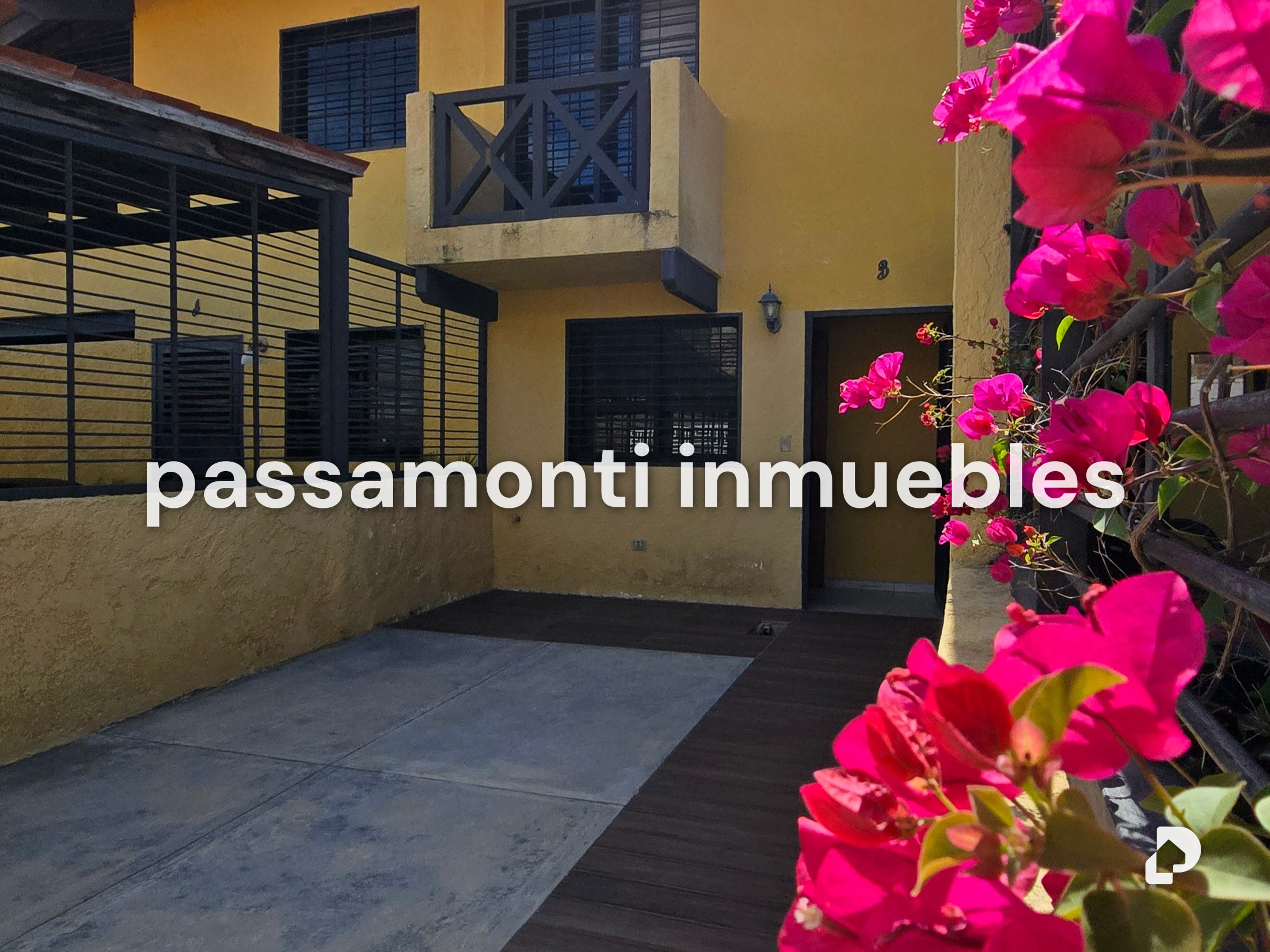 Townhouse en Paraiso, Pampatar – 1