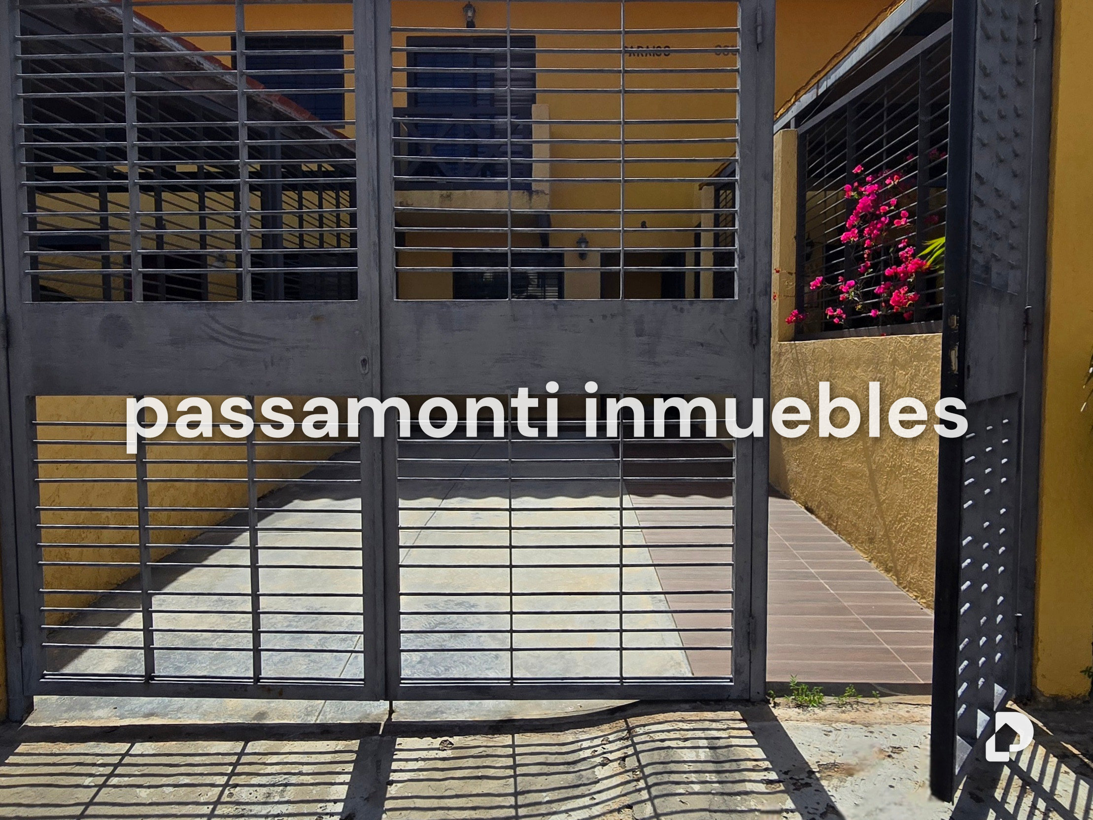 Townhouse en Paraiso, Pampatar – 3