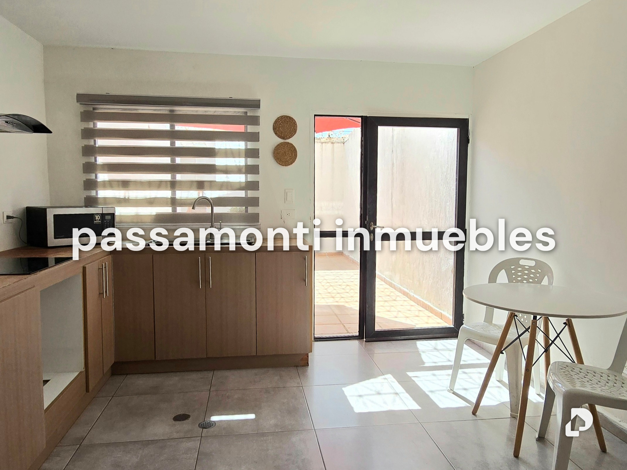 Townhouse en Paraiso, Pampatar – 13