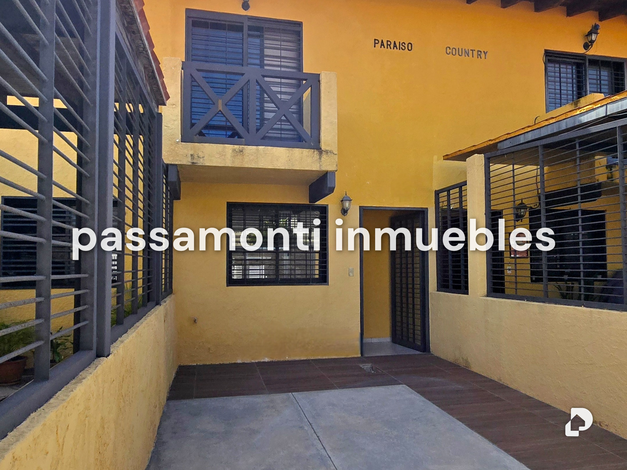 Townhouse en Paraiso, Pampatar – 2