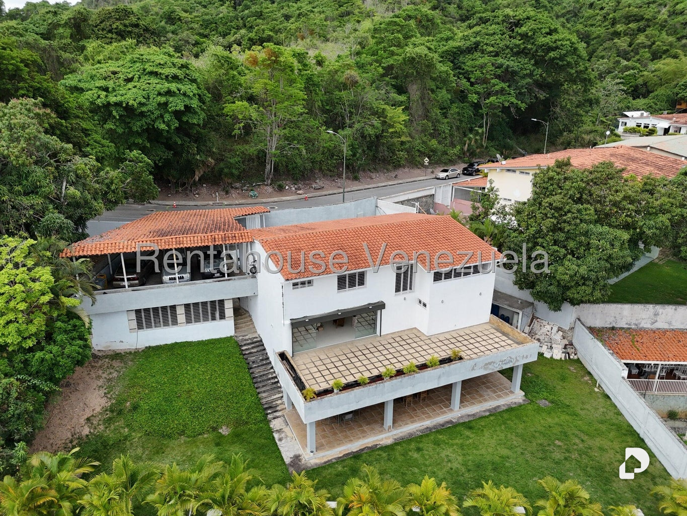 Casa en Cumbres de Curumo, Caracas – 1