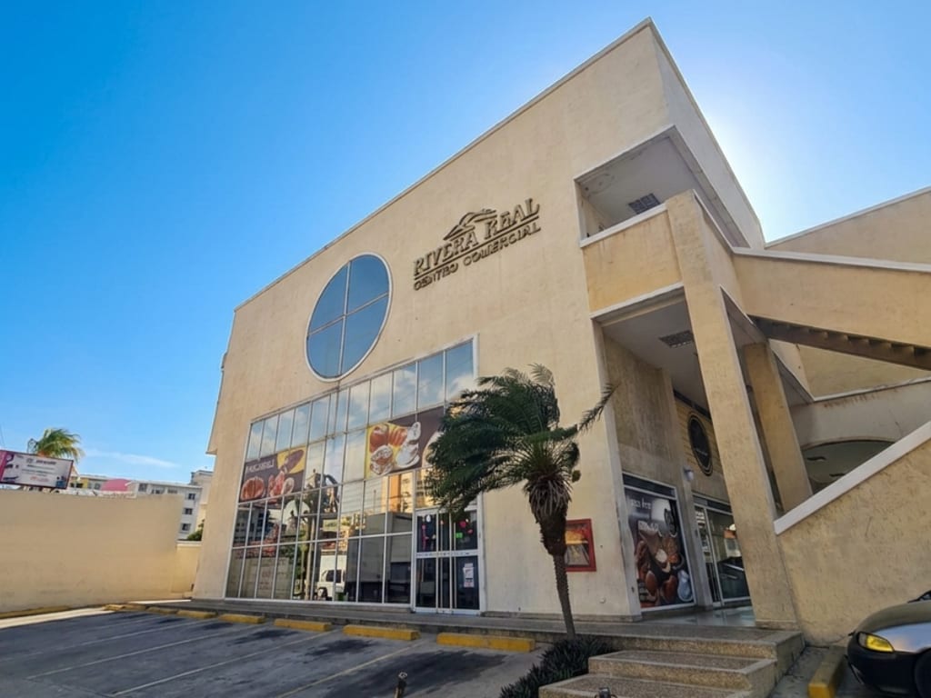 Local comercial en Local Comercial - C.C. Rivera Real, Nueva Barcelona, Barcelona - 1