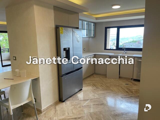 Apartamento en Altamira, Caracas – 13