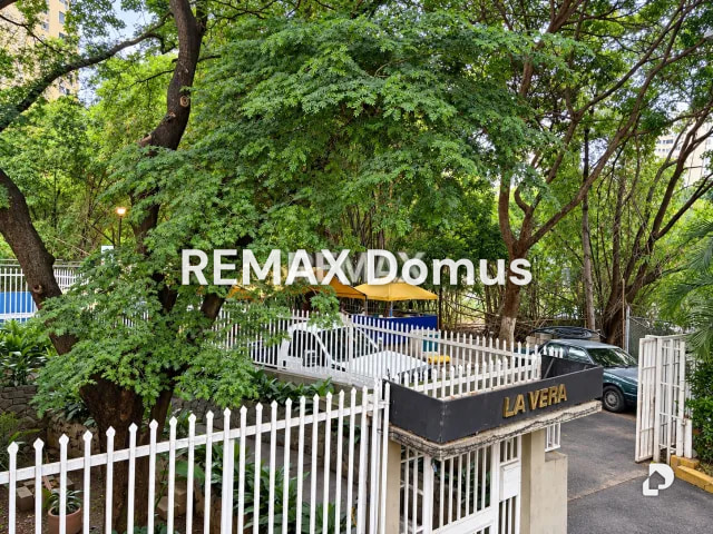 Apartamento en El Bosque, Caracas – 10