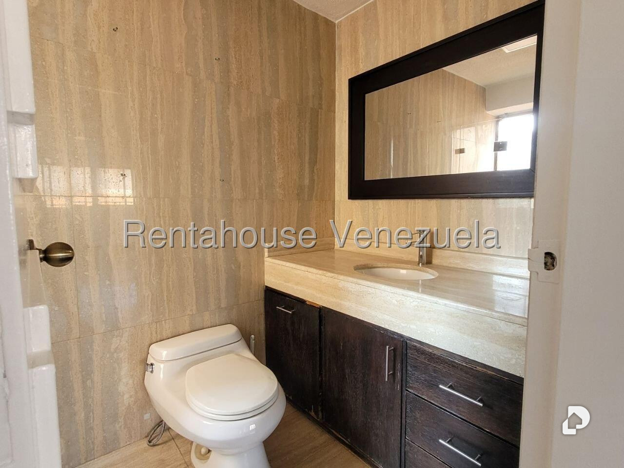 Apartamento en Los Samanes, Caracas – 18