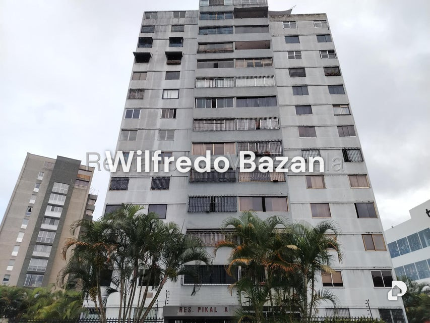 Apartamento en La Boyera, Caracas – 1