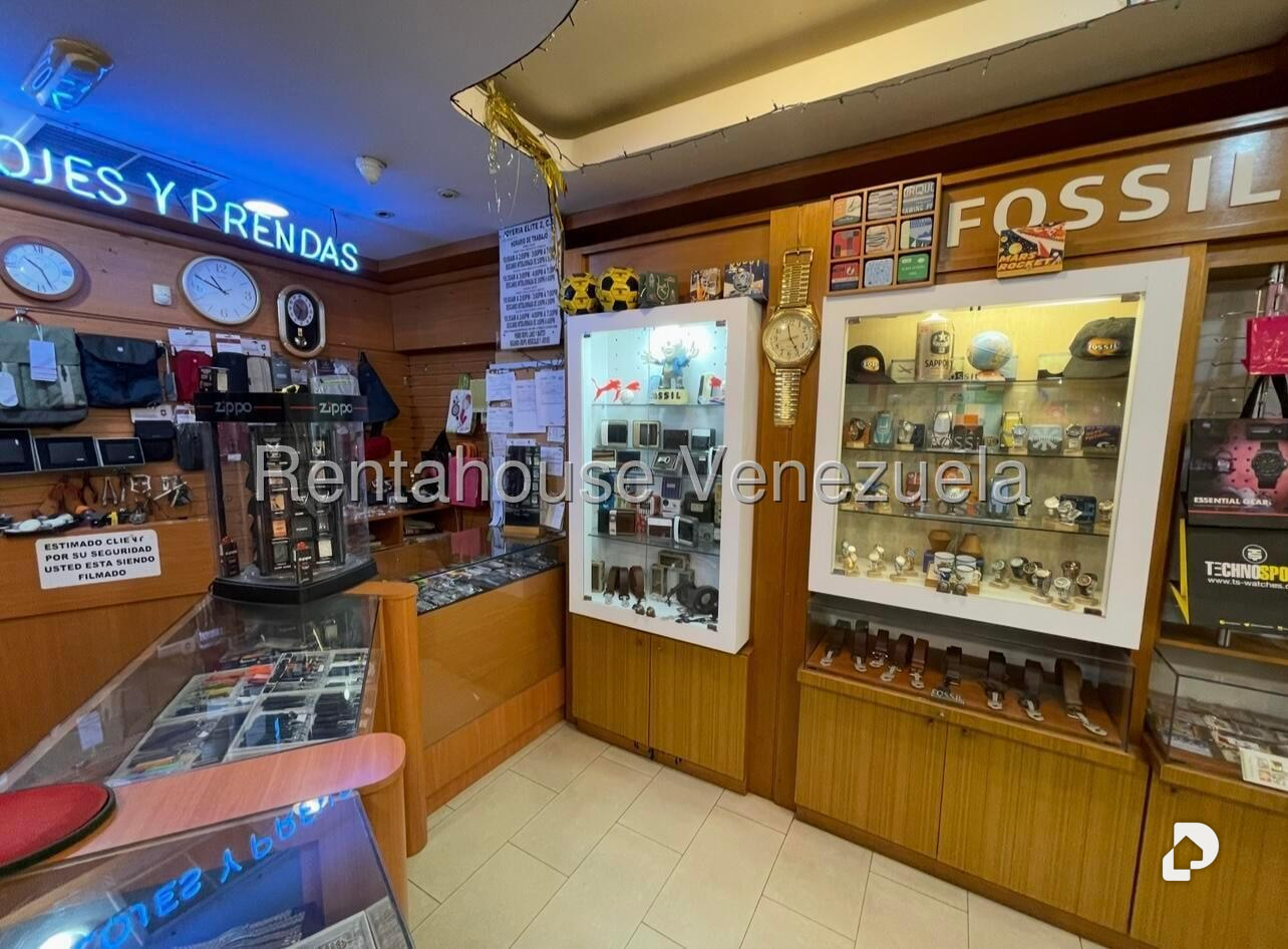 Local comercial en La Rosaleda, San Antonio de Los Altos