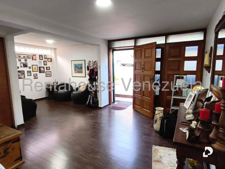 Casa en Lomas De La Trinidad, Caracas – 5