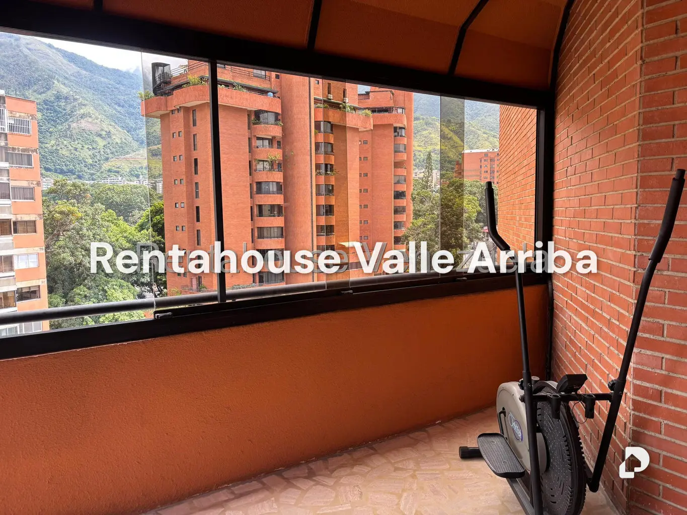 Apartamento en Los Chorros, Caracas – 23