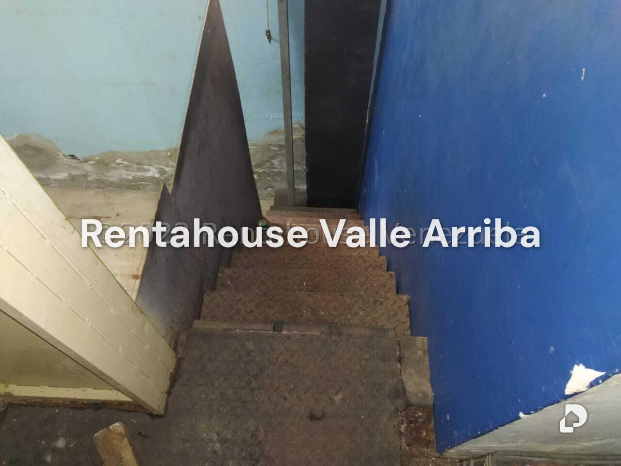 Local comercial en Parroquia Altagracia, Caracas – 30