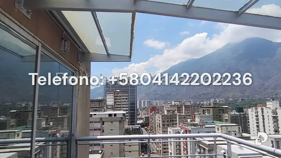 Oficina en Los Cortijos de Lourdes, Caracas – 6