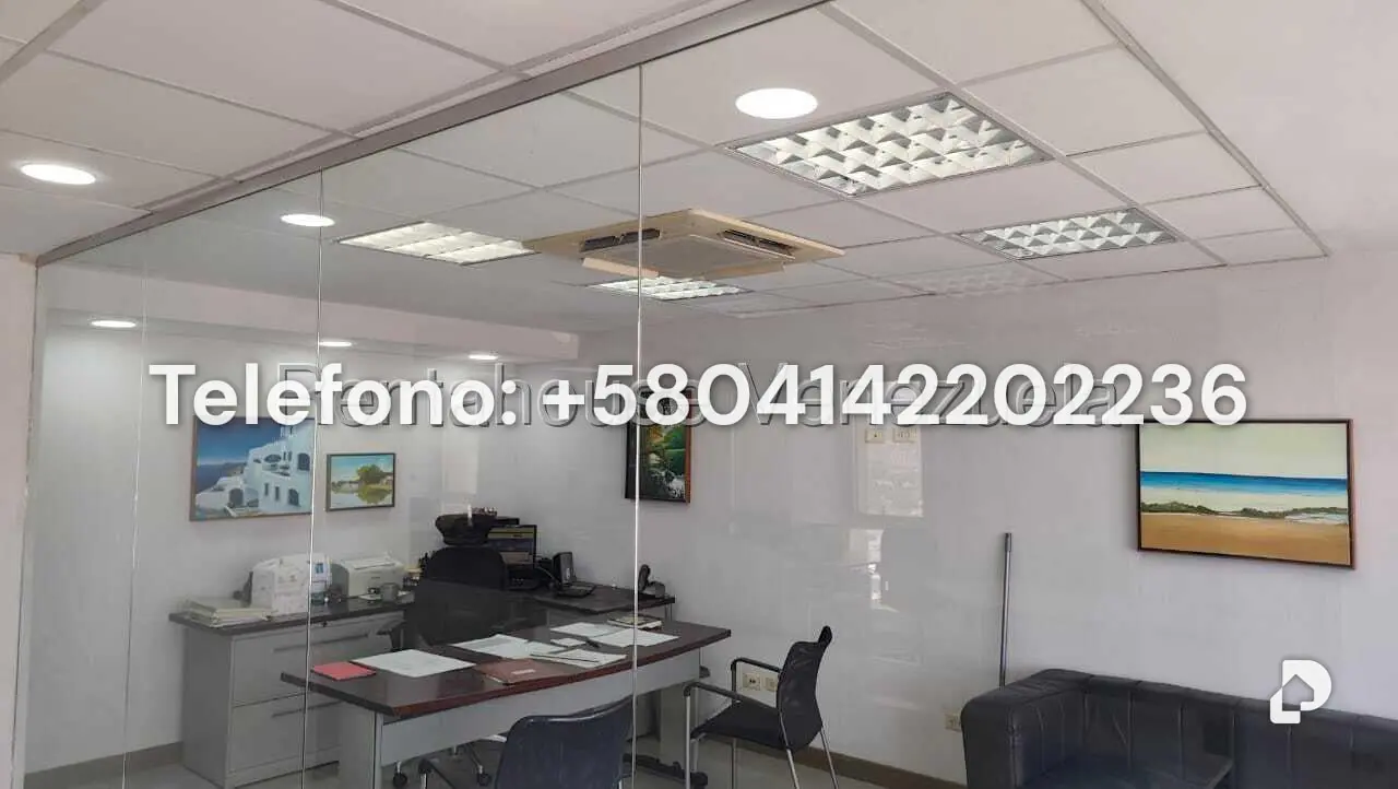 Oficina en Los Cortijos de Lourdes, Caracas – 2
